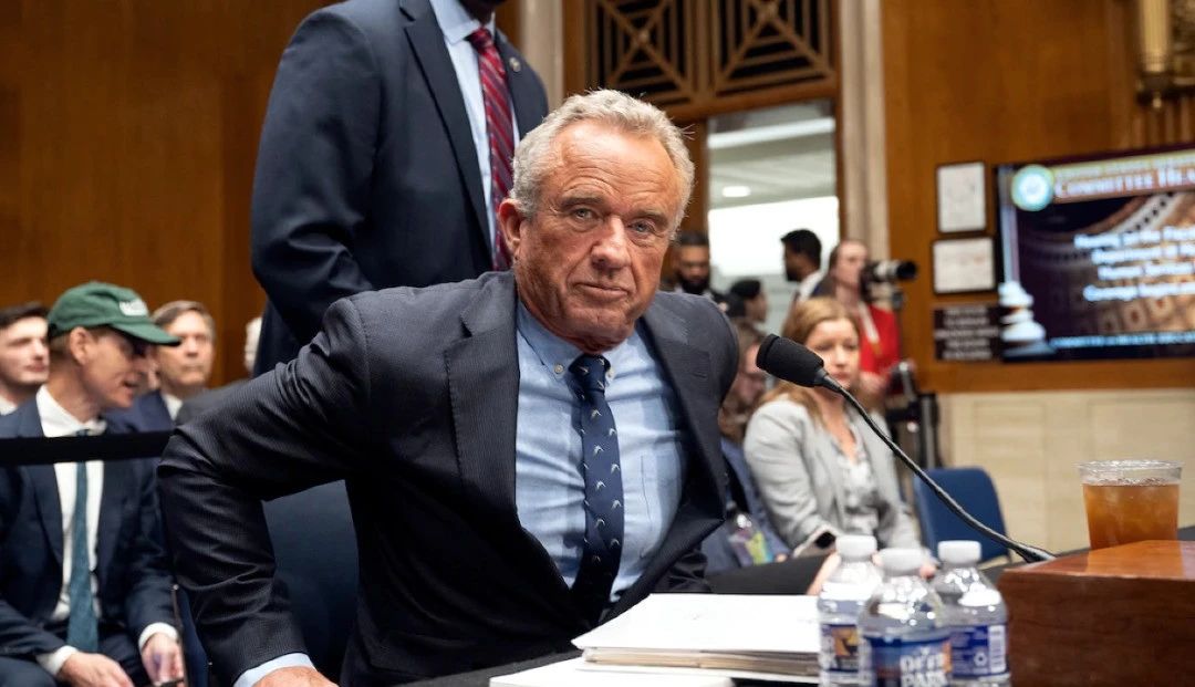 学界震惊！美国卫生部长宣称封杀三大医学顶刊，禁止NIH科学家投稿